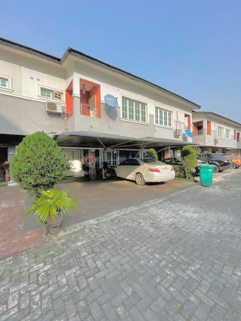 4 bedroom Terraced Duplex For Sale Chevron Drive Lekki Lagos - 5