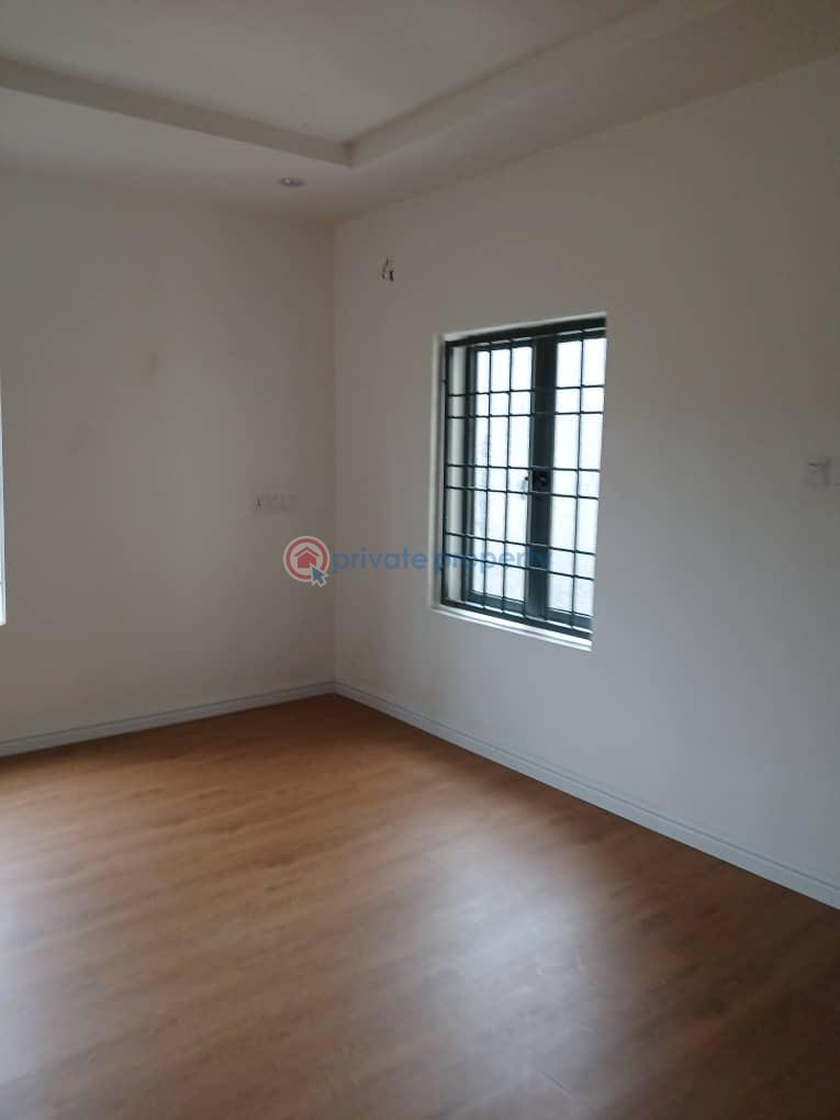 2 bedroom Block Of Flats For Sale Jahi Abuja Phase 2  - 4