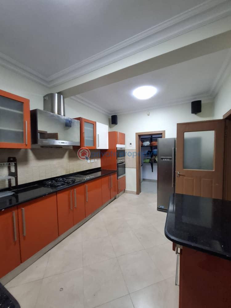 3 bedroom Terraced Duplex For Sale Lekki Phase 1, Lekki Lagos - 4
