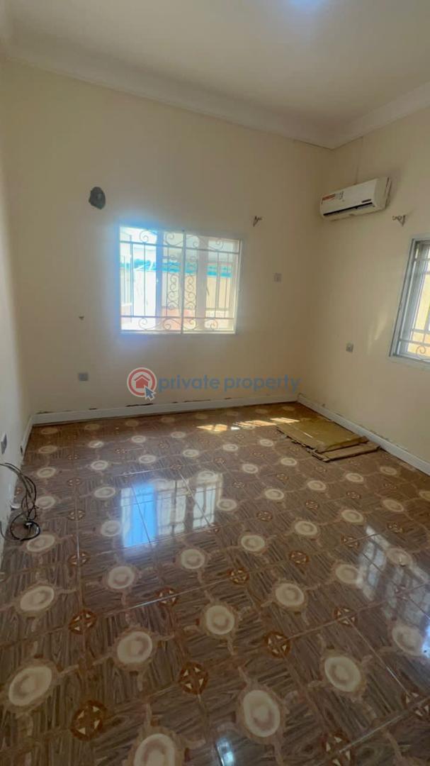 3 bedroom Block Of Flats For Rent Victoria Island Lagos - 4