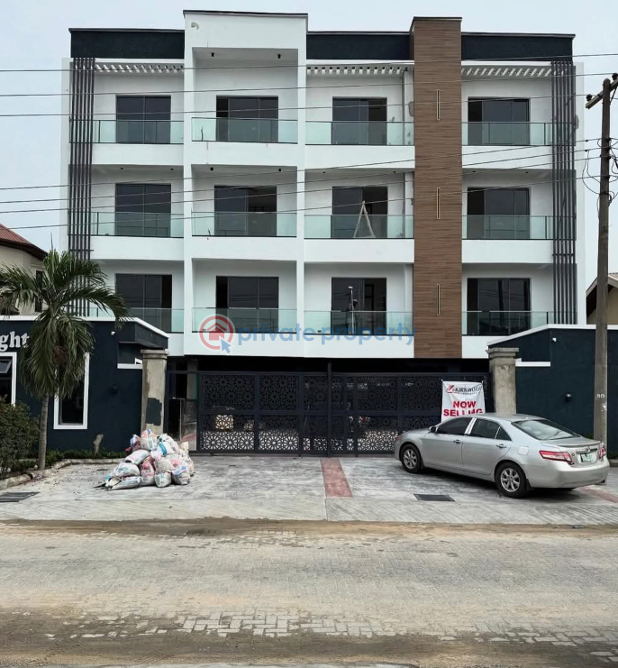 3 bedroom Block Of Flats For Sale Lekki Phase 1 Lagos - 1