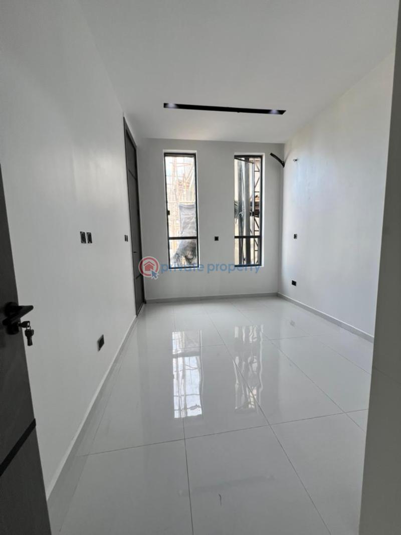 4 bedroom Semi detached Duplex For Sale Chevron Drive Lekki Lagos - 4