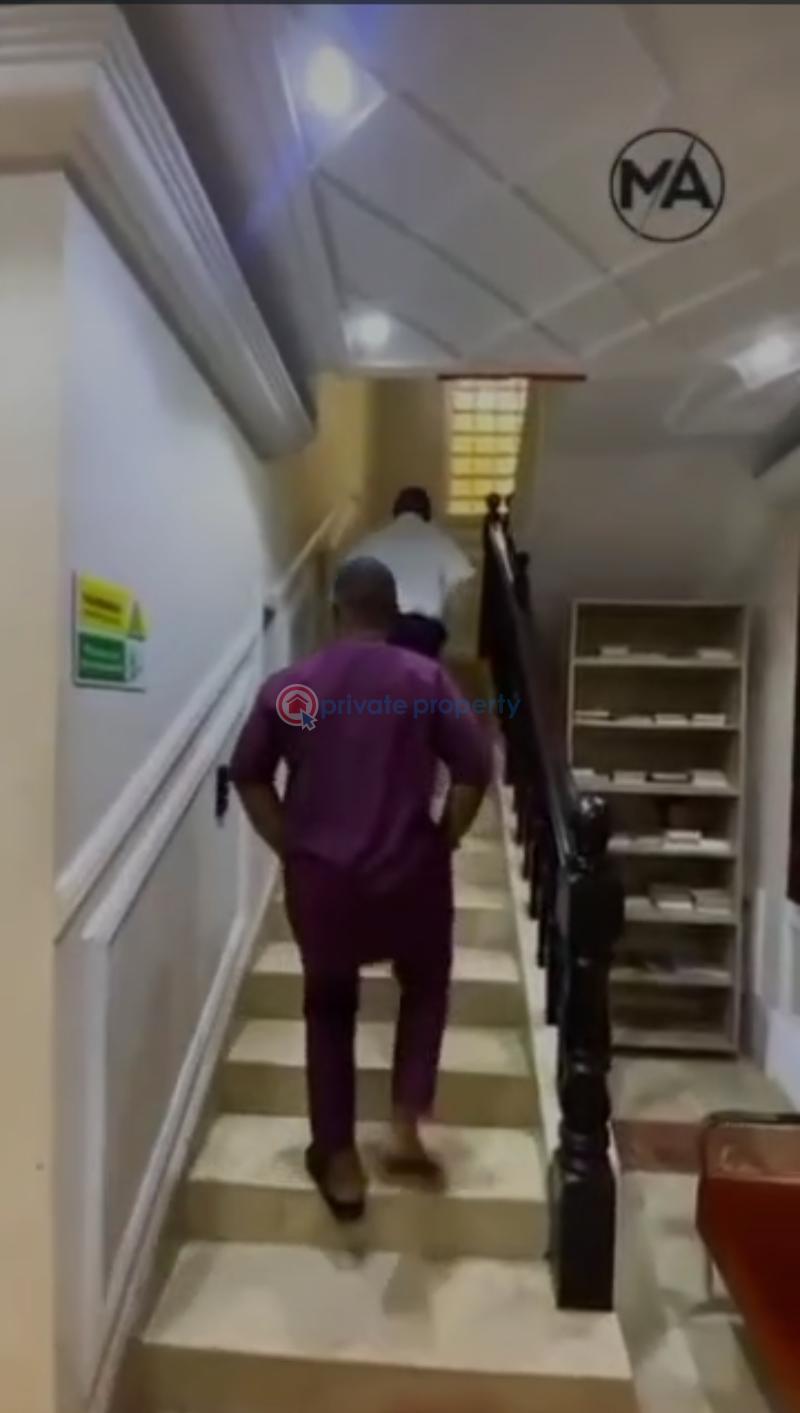 10 bedroom Hostel For Sale Maitama Main Maitama Abuja Phase 1  - 3