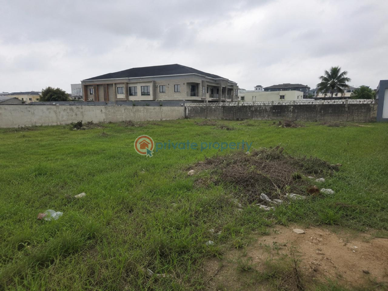 Land For Sale Lekki Phase 1 Lagos - 1