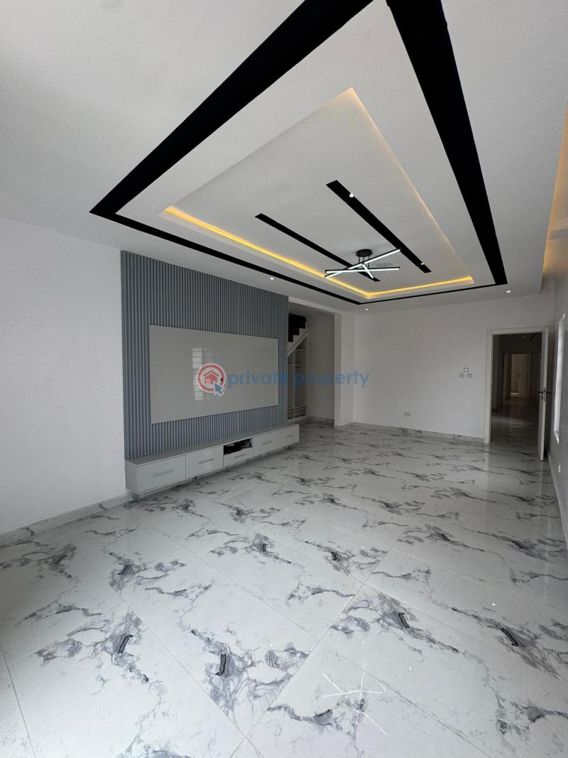 5 bedroom Detached Duplex For Sale Chevron Drive Lekki Lagos - 2