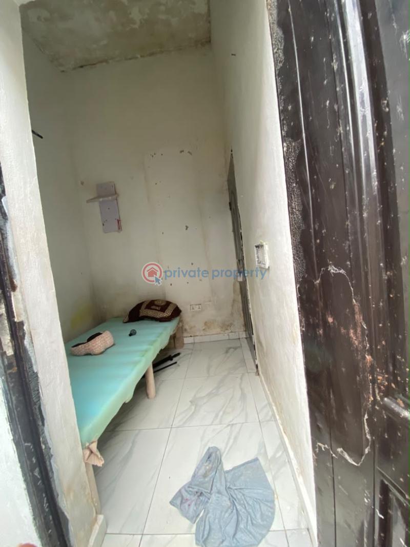 1 bedroom Shared Apartment For Rent Orchid Road Royal Pine Gate 1 Lekki Lagos - 1