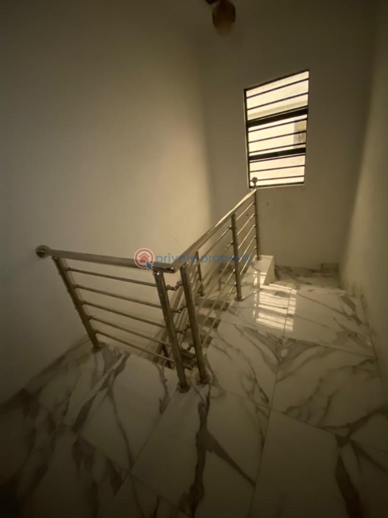 1 bedroom Shared Apartment For Rent Ologolo Lekki Lagos - 1