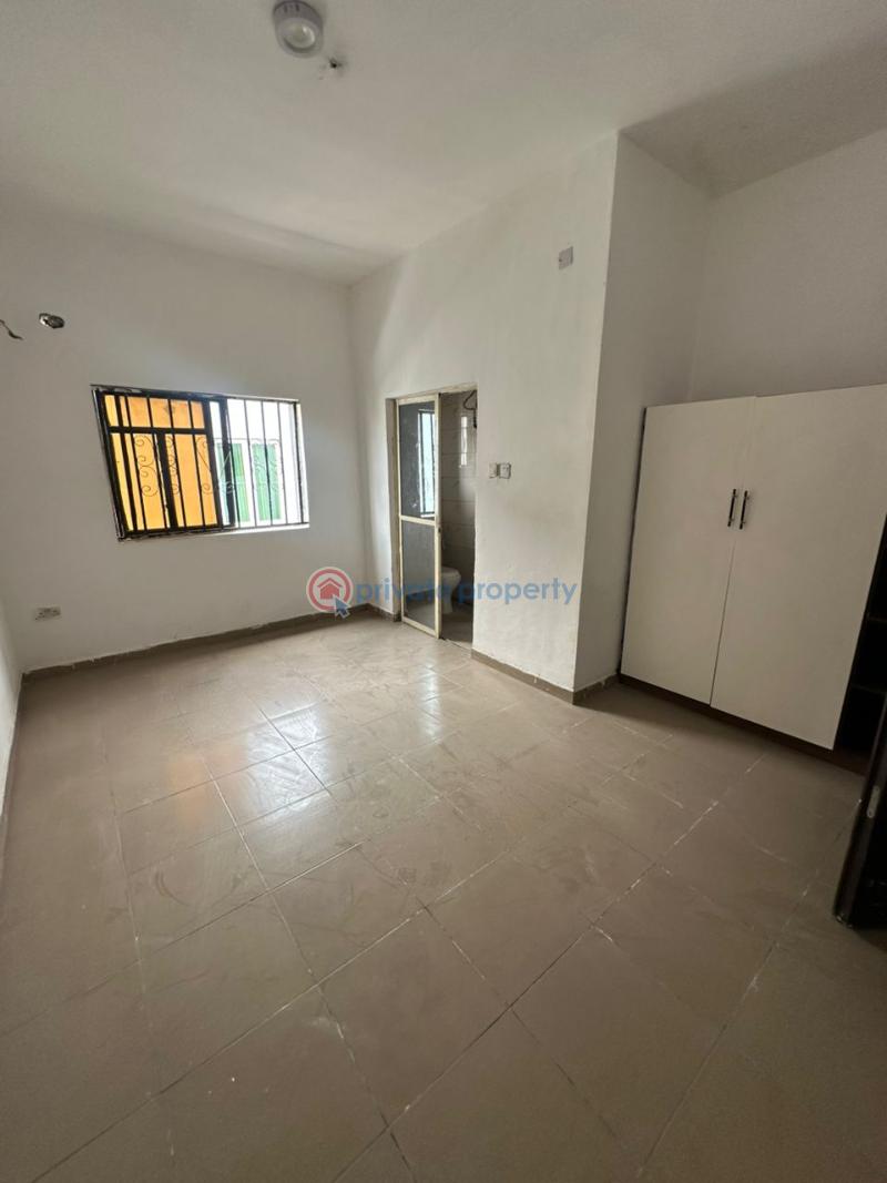 1 bedroom Shared Apartment For Rent Osapa Lekki Lagos - 6