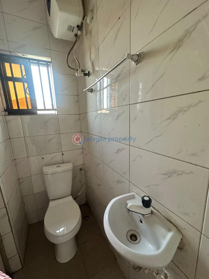 1 bedroom Shared Apartment For Rent Osapa Lekki Lagos - 5