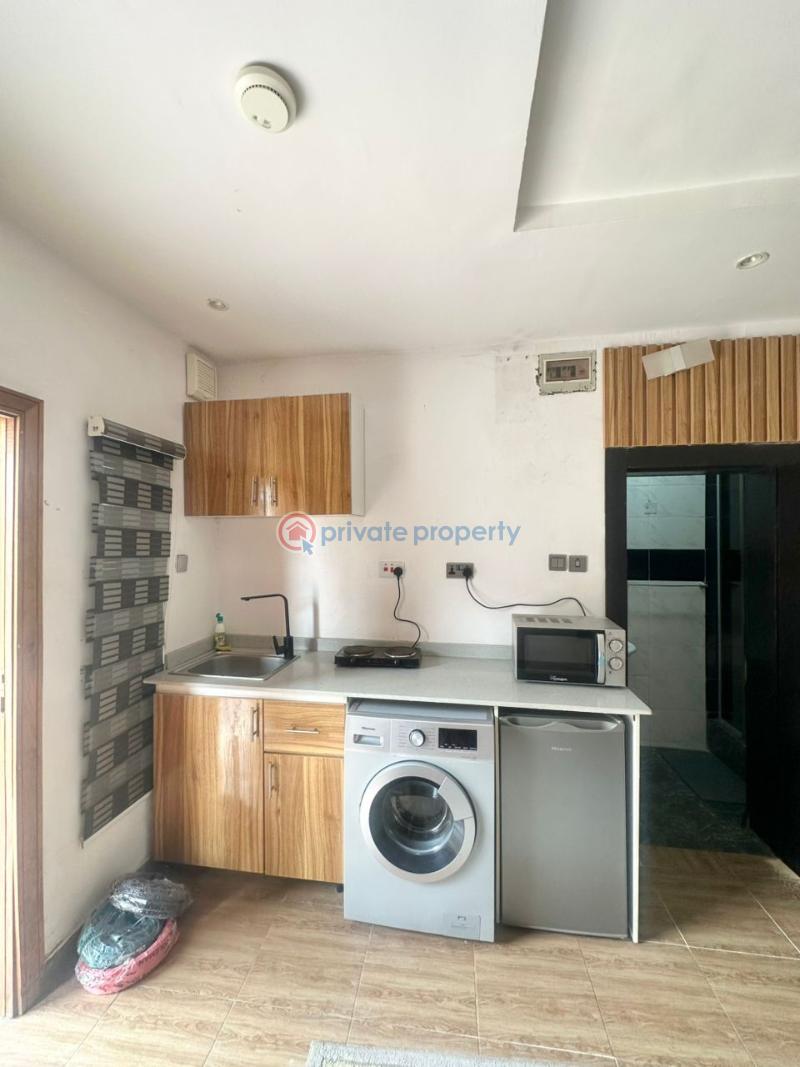 1 bedroom Studio Apartment For Rent Osapa London Lekki Lagos - 4