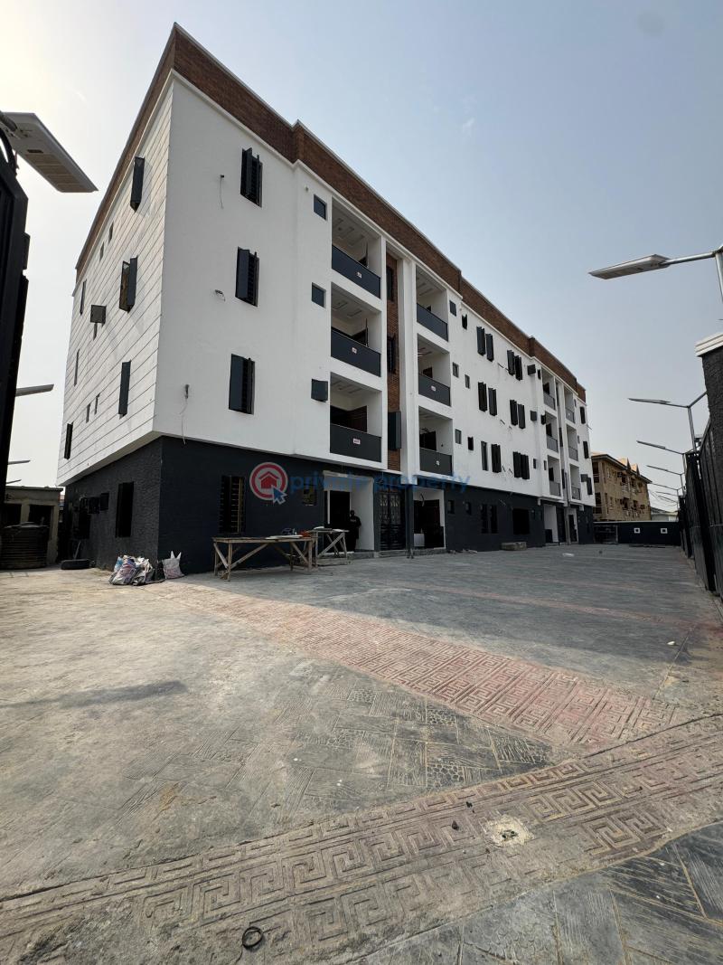 2 bedroom Block Of Flats For Sale Chevron, Shoprite, Beautiful Estates Igbo Efon Lekki Lagos