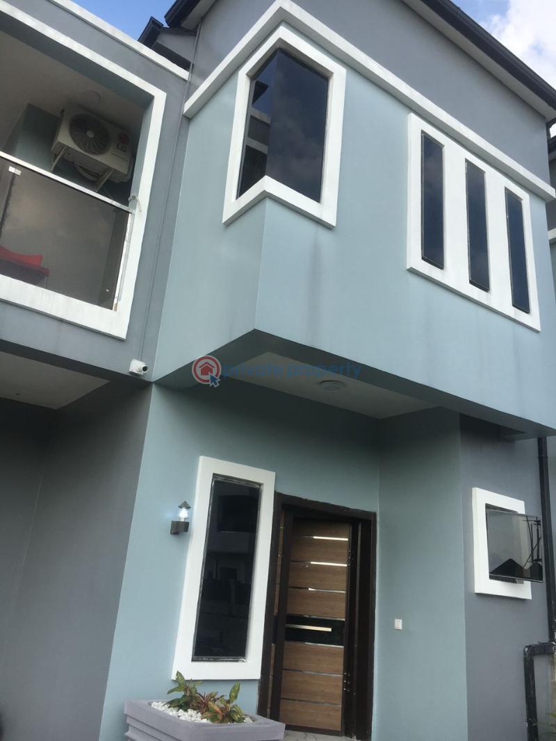 4 bedroom Flat & Apartment For Rent Plantation City Warri Delta - 0