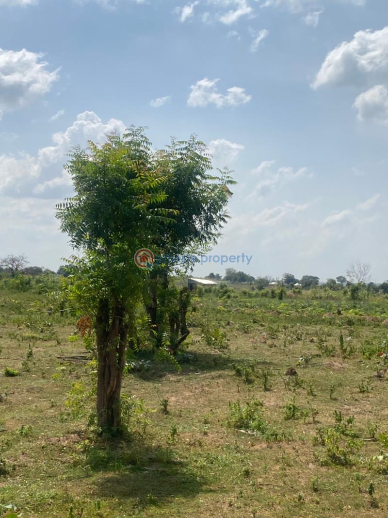 Mixed use Land For Sale Along Nnpc Road, Oke Oyi, Ilorin. Ilorin Kwara - 1