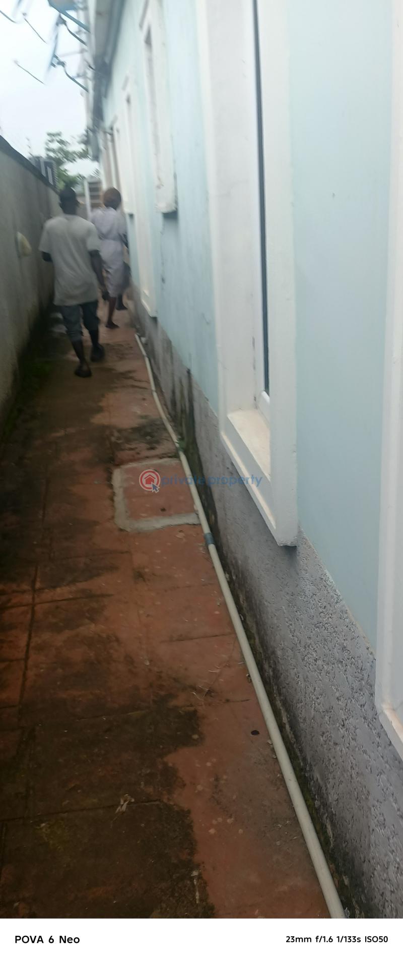 10 bedroom Maisonette For Sale An Estate In Baruwa Ipaja Rd Lgs Baruwa Ipaja Lagos - 9