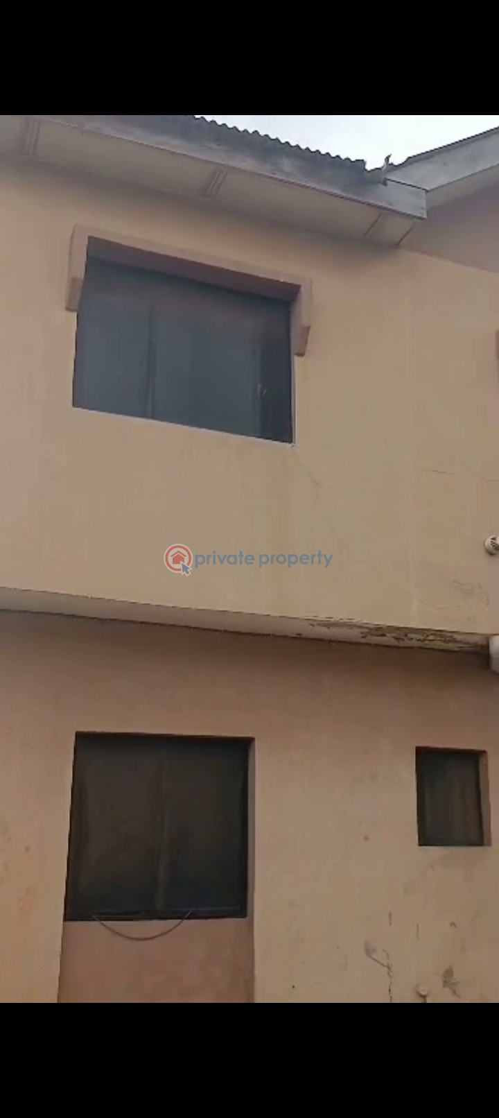 Flat & Apartment For Sale Yusuf Jimoh,off Indike Iju-obawole Ifako-Ijaiye Lagos - 1