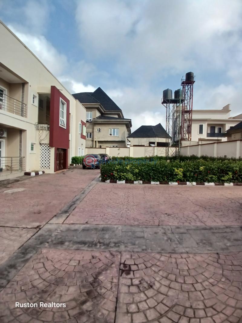 10 bedroom Block Of Flats For Sale Kolapo Ishola Gra Akobo Ibadan Oyo - 3
