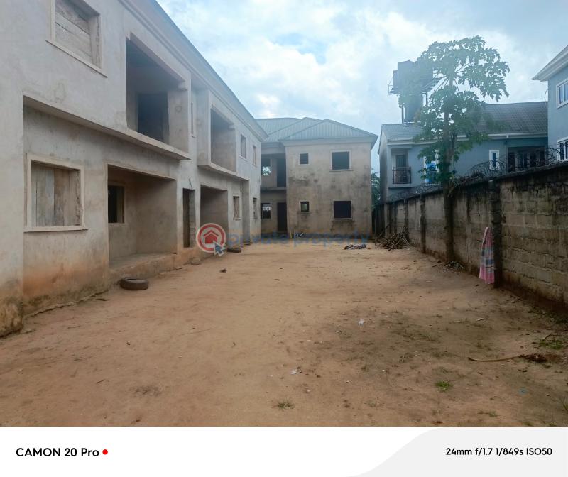 10 bedroom House For Sale Rescue Mission Layout/estate Owerri Imo - 4