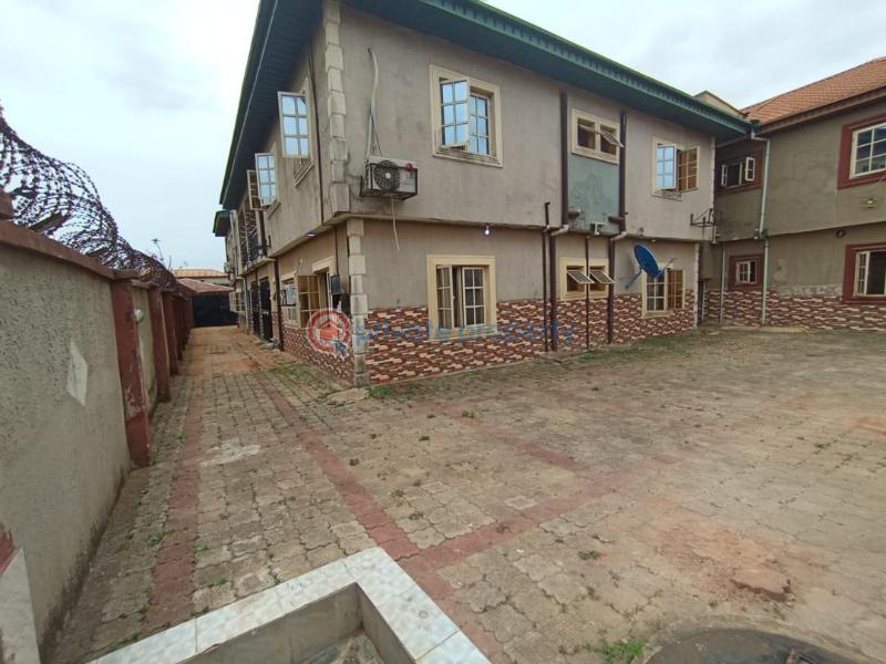 3 bedroom Block Of Flats For Sale Peace Estate, Baruwa Baruwa Ipaja Lagos - 6