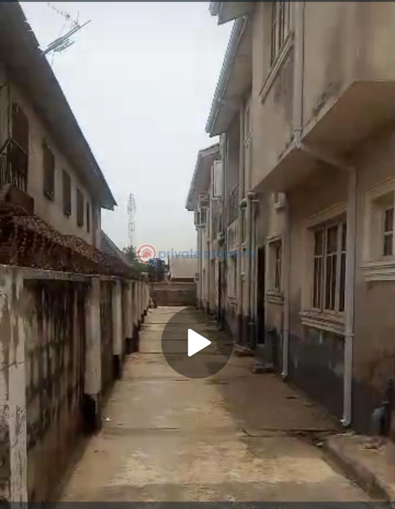 5 bedroom Block Of Flats For Sale Plot 30 Akinsomade Street Off Ojokoro Road Ikorodu. Agric Ikorodu Lagos - 1