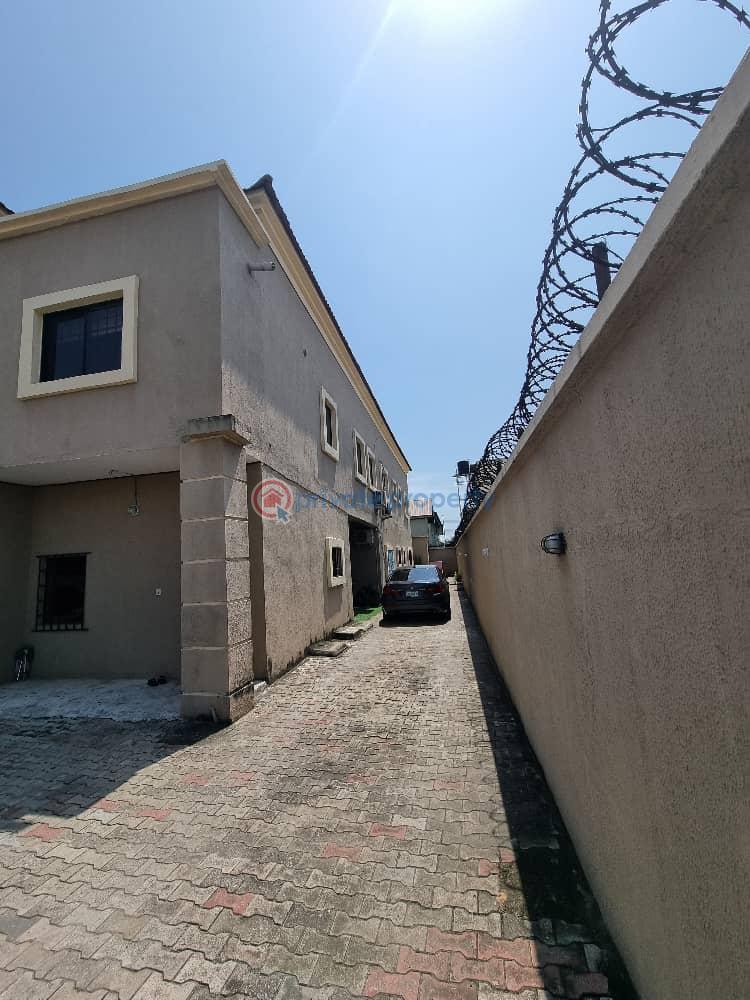 4 bedroom Block Of Flats For Sale Lekki 1 Lekki Phase 1 Lagos - 5