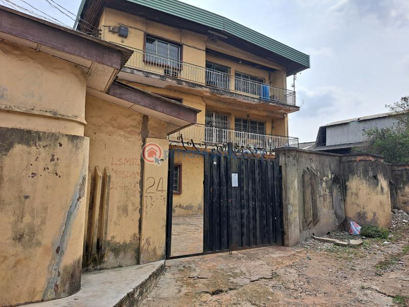3 bedroom Flat & Apartment For Sale Off Ogudu Ojota Lagos - 0