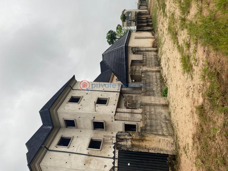 3 bedroom Block Of Flats For Sale Area W New Owerri, Of Ph Rd, Imo State. Owerri Imo - 2