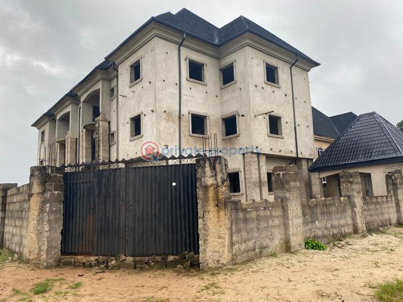 3 bedroom Block Of Flats For Sale Area W New Owerri, Of Ph Rd, Imo State. Owerri Imo - 0
