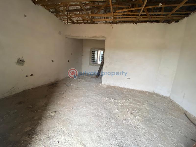 8 bedroom Block Of Flats For Sale Ubomiri After Akwakuma Junction, Off Owerri Orlu Rd Owerri Owerri Imo - 1