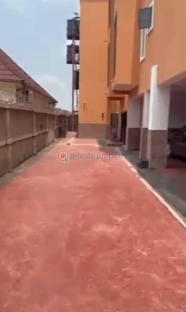 10 bedroom Townhouse For Sale Asadu Thinkers Corner Enugu Area  - 0