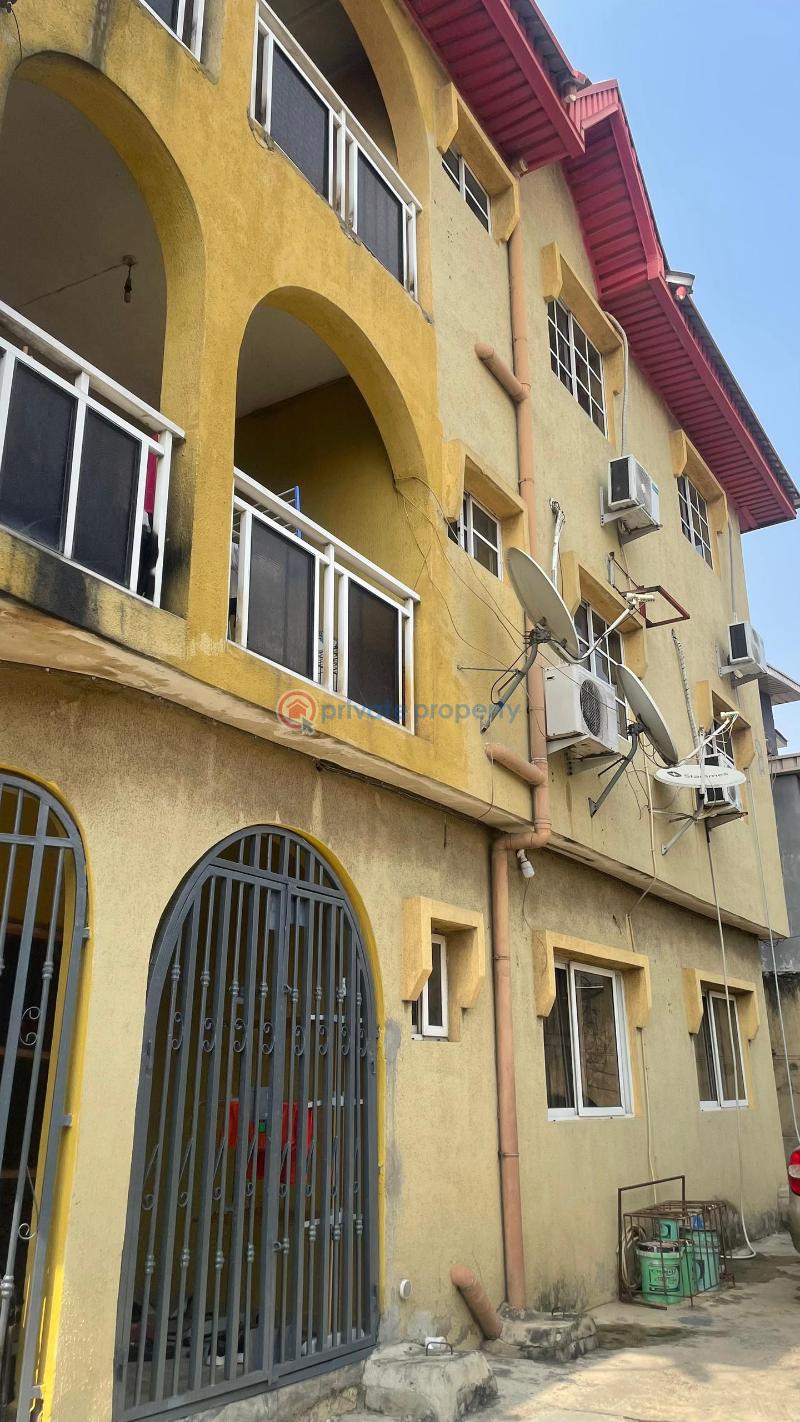 3 bedroom Block Of Flats For Sale Ogudu Road Lagos - 0