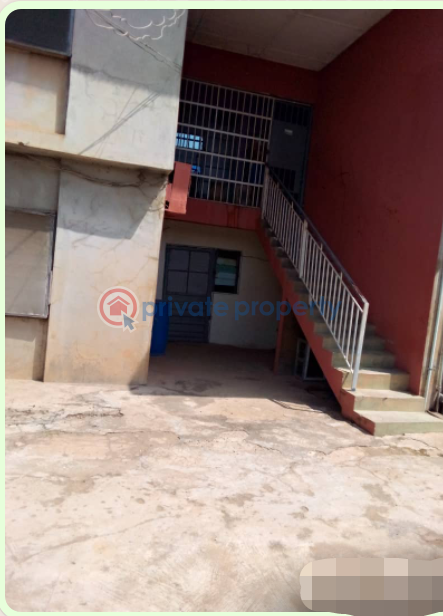 3 bedroom Block Of Flats For Sale Akala Express Way Ibadan Oyo - 3