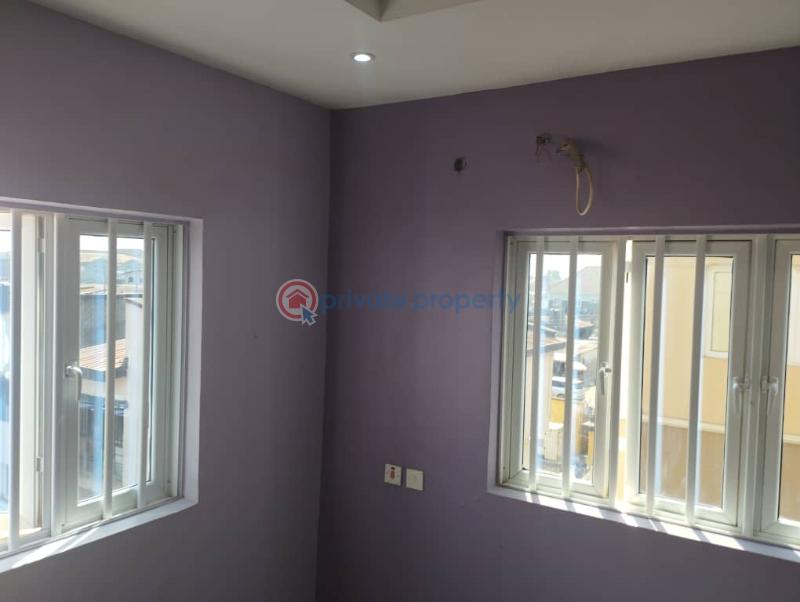 2 bedroom House For Sale Located At Governors Road Ikotun Lagos Agege Lagos - 7