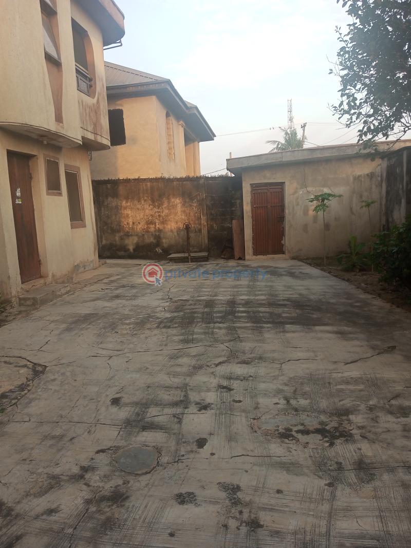 2 bedroom Block Of Flats For Sale Street Agbado Ifo Ogun - 1