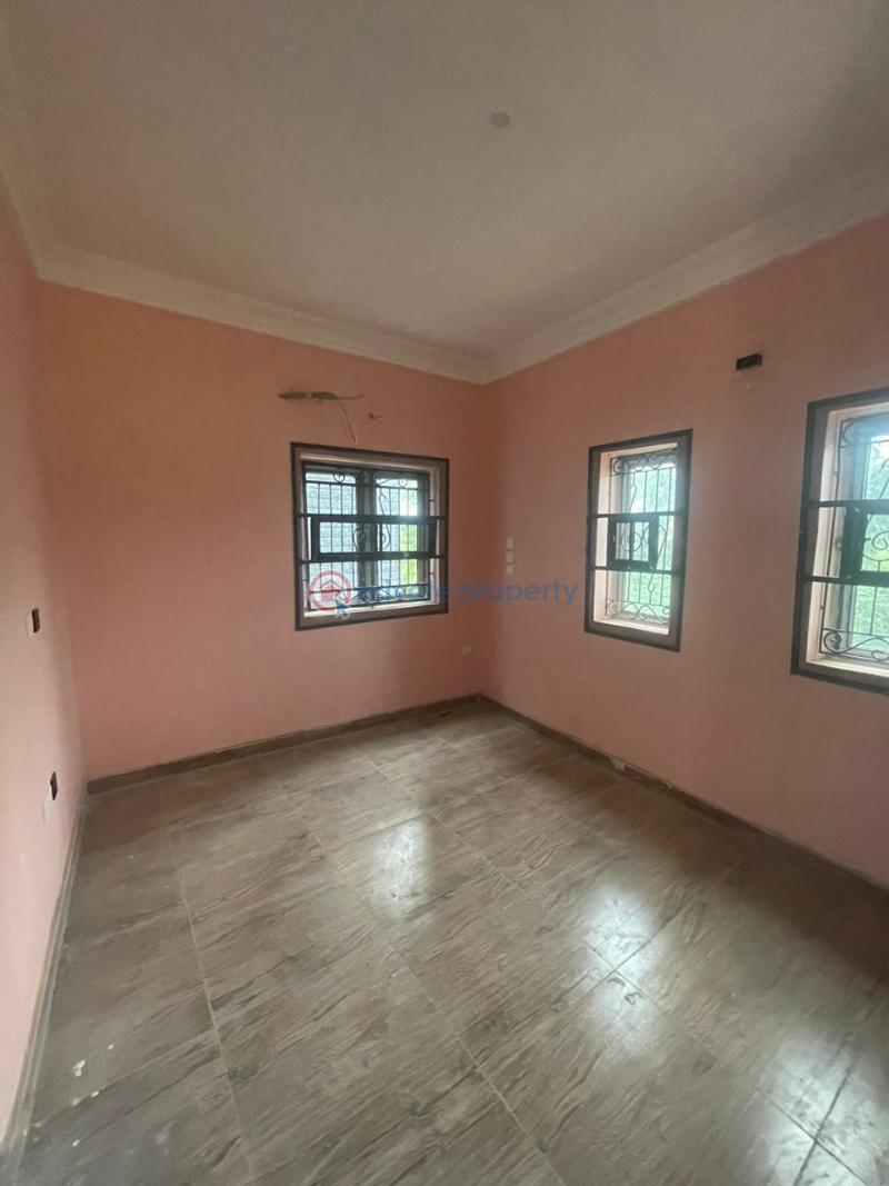 For rent 2 bedroom Block Of Flats Kolapo Ishola Estate Akobo Ibadan Oyo (PID 5PBKPQ) Private