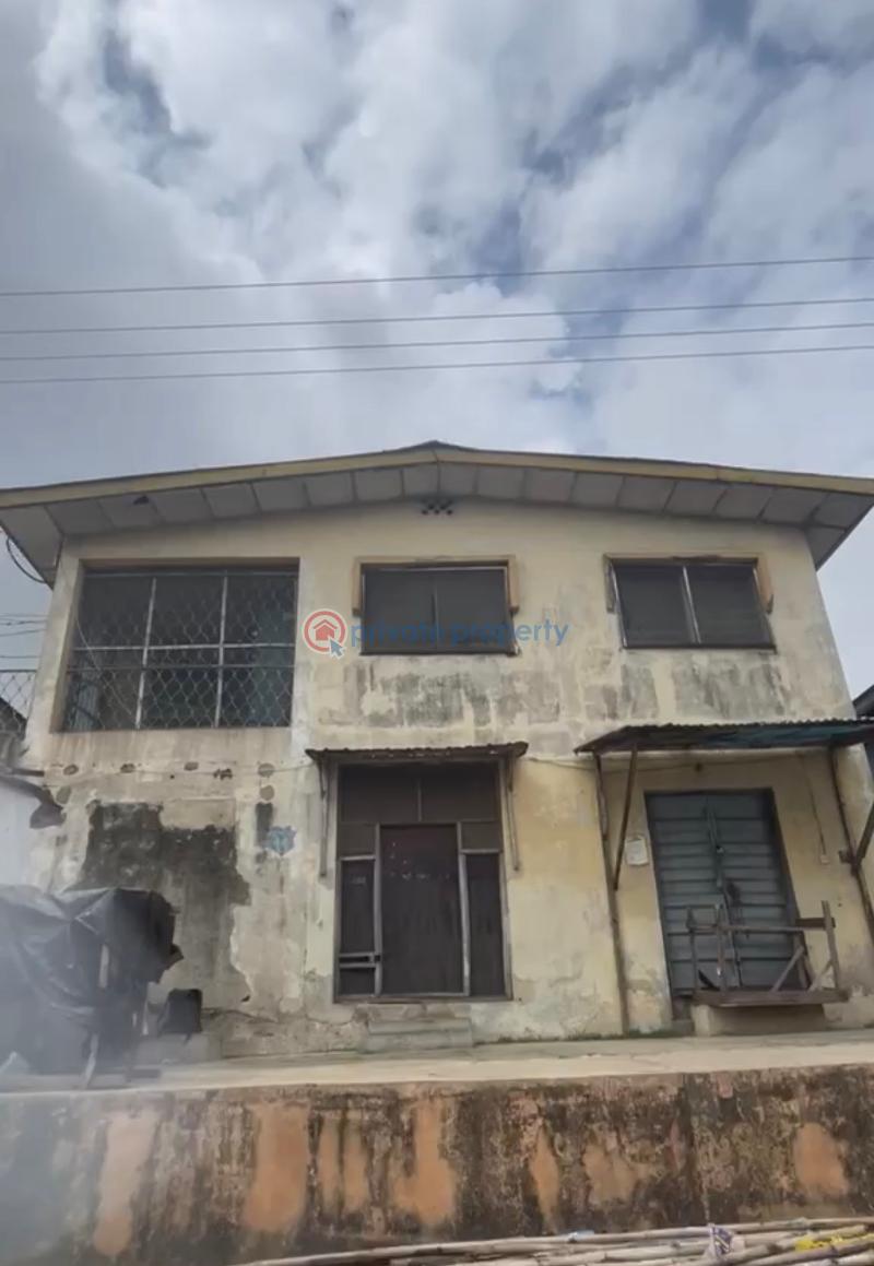 3 bedroom Block Of Flats For Sale Shomolu Lagos