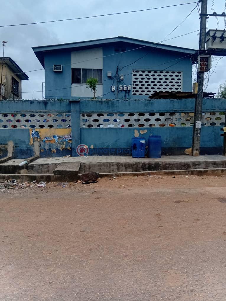 3 bedroom Block Of Flats For Sale Karaole Estate Ifako-ogba Lagos