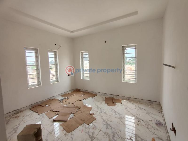 3 bedroom Detached Bungalow For Sale Mowe Ogun area  - 5