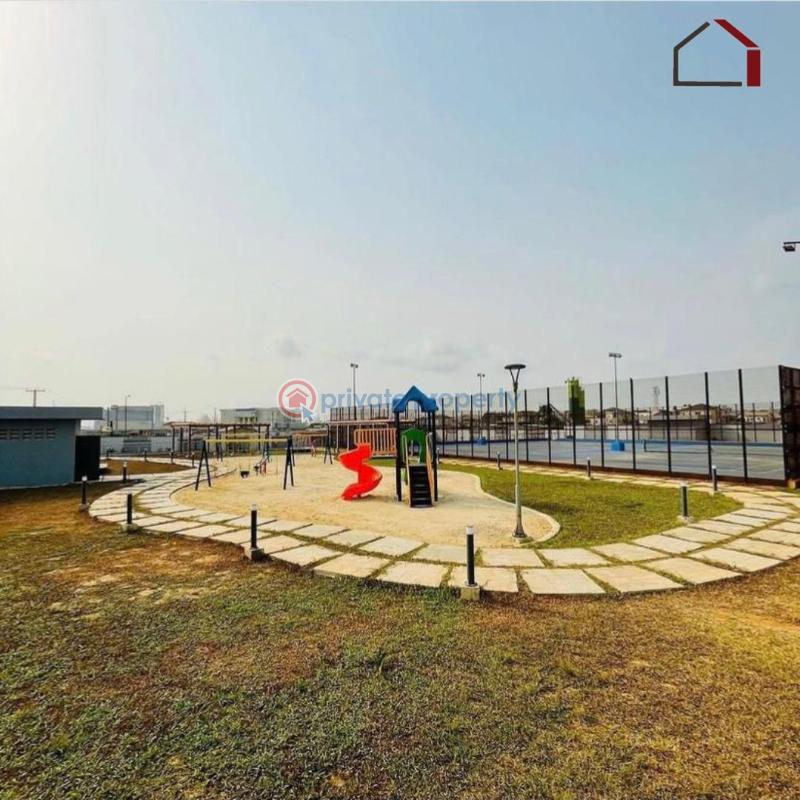 2 bedroom Block Of Flats For Rent Bluewater Estate, Lekki, Lagos Lekki Phase 2 Lagos - 1