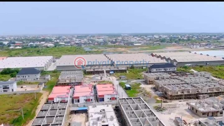 3 bedroom Terraced Duplex For Sale Richland Garden, Bogije Off Lekki Epe Expressway, (omu Resort, •	Eleko Beach, •	Novare Mall•	Coscharis Motors* Corona School) Ibeju-Lekki Lagos - 3