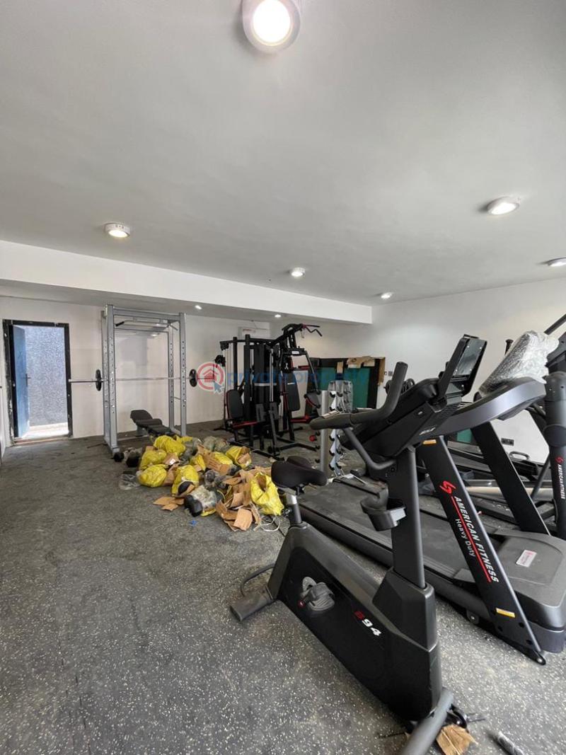 6 bedroom Detached Duplex For Sale Bourdillon Ikoyi Lagos - 9