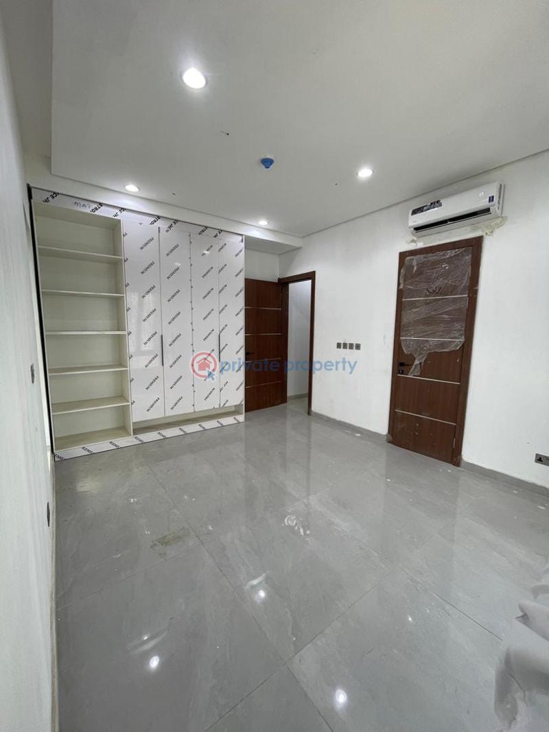 6 bedroom Detached Duplex For Sale Bourdillon Ikoyi Lagos - 11