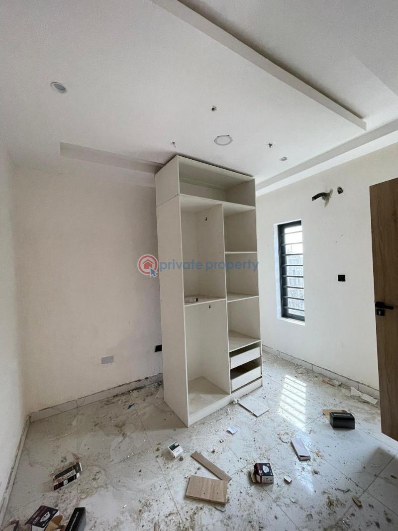 1 bedroom Block Of Flats For Sale Ologolo Lekki Lagos - 4