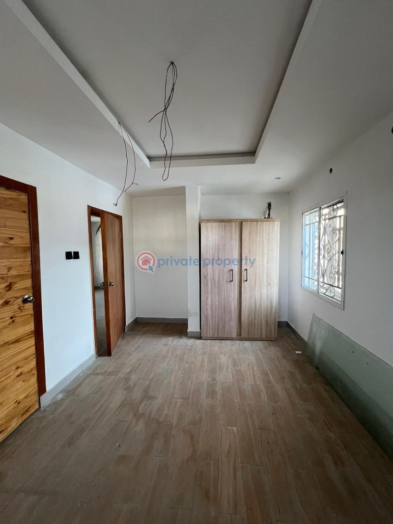 2 bedroom Block Of Flats For Rent Ologolor Lekki Ologolo Lekki Lagos - 0