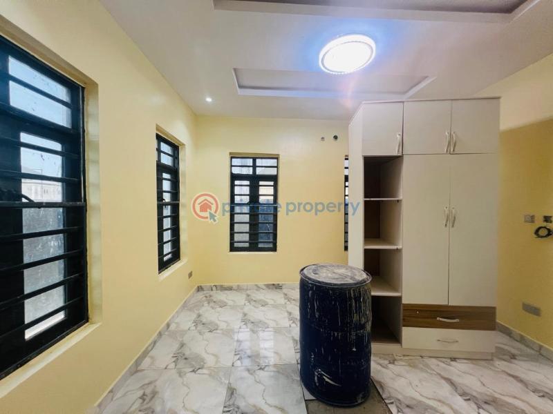 2 bedroom Block Of Flats For Sale Lekki Scheme 2 Ajah Lagos - 11