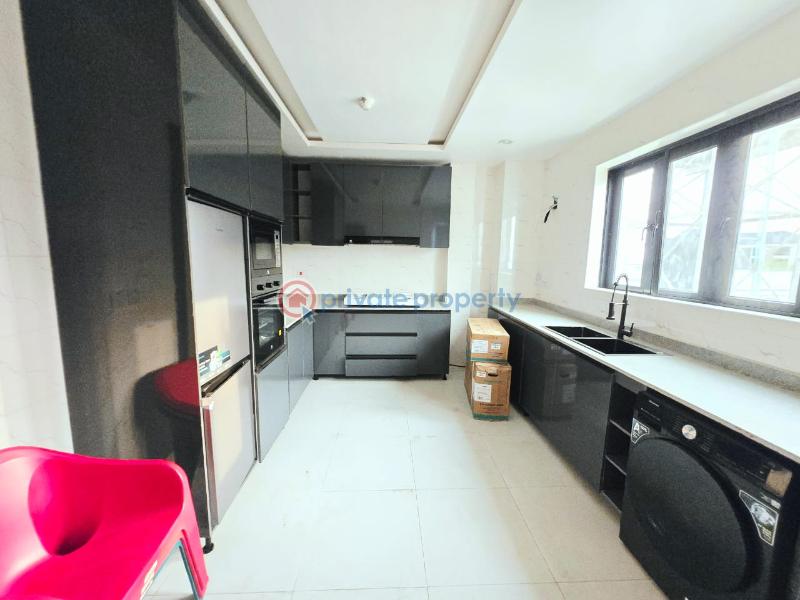 2 bedroom Flat & Apartment For Sale Lekki Phase 1 Lagos - 9