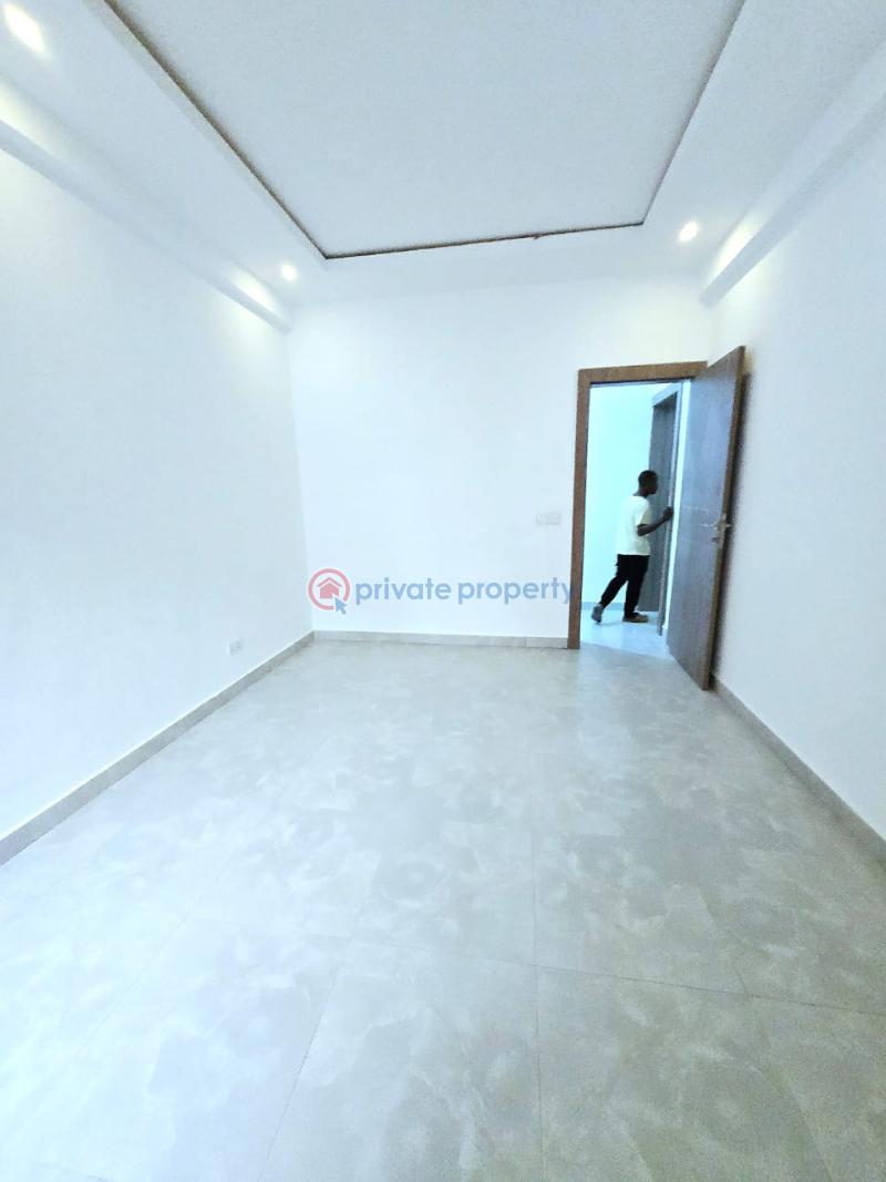 2 bedroom Flat & Apartment For Sale Lekki Right Lekki Phase 1 Lagos - 8