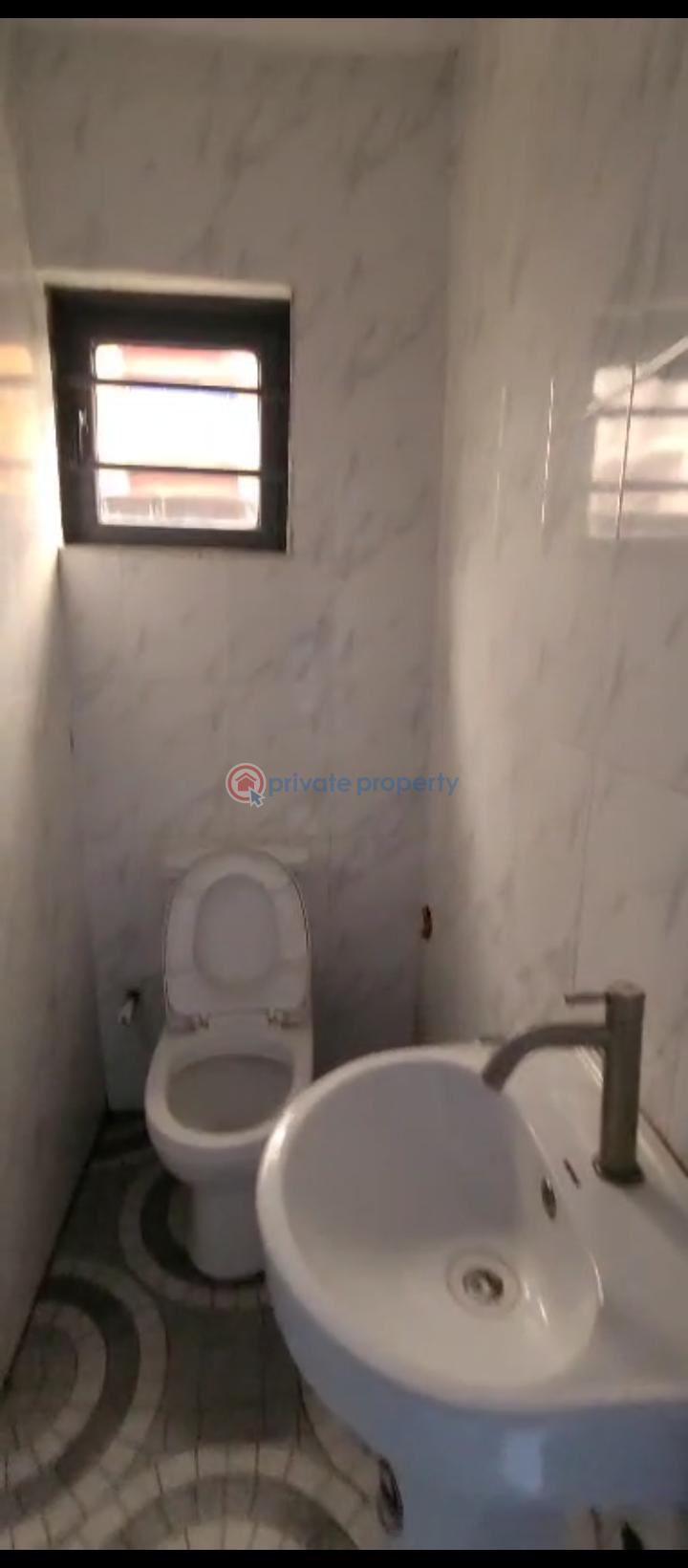 2 bedroom Flat & Apartment For Rent Alagomeji, Yaba Alagomeji Yaba Lagos - 8