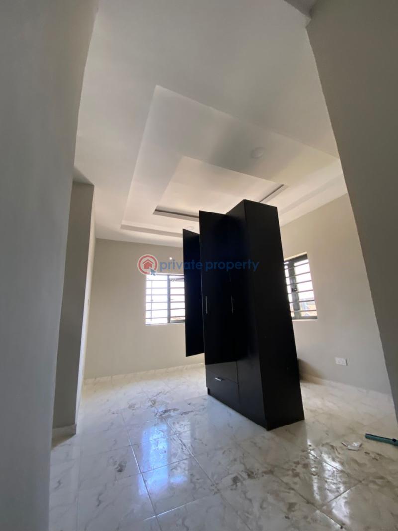 2 bedroom Block Of Flats For Rent Majek Sangotedo Lagos - 6