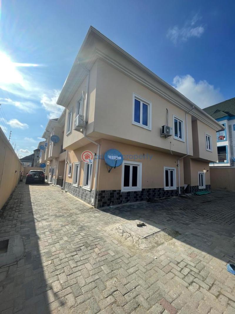 2 bedroom Block Of Flats For Rent Sangotedo Ajah Lagos - 11