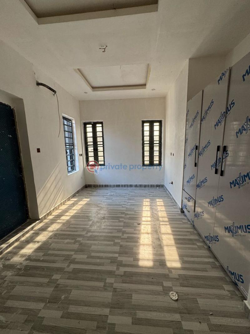 2 bedroom Block Of Flats For Sale Lekki Phase 1 Lagos - 2